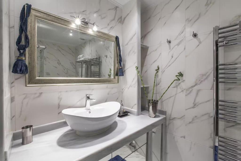 Luxury Acropolis View Duplex Penthouse In Thiseio 155M2 Ateny Zewnętrze zdjęcie
